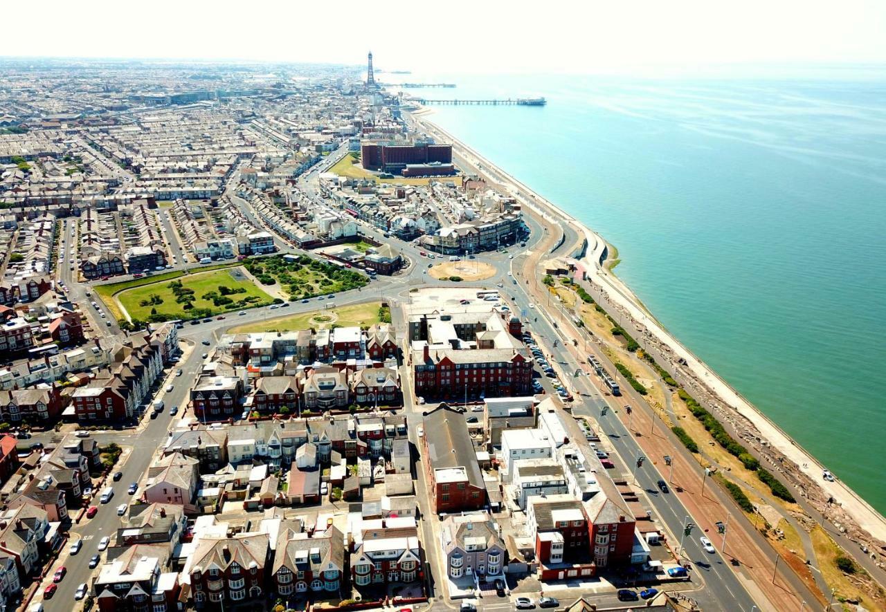 Empress Select Holiday Flats Μπλάκπουλ Εξωτερικό φωτογραφία