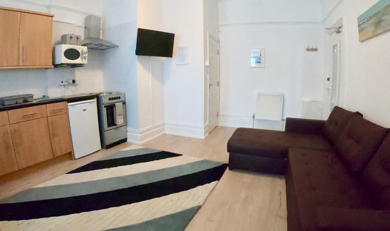 Empress Select Holiday Flats Μπλάκπουλ Εξωτερικό φωτογραφία