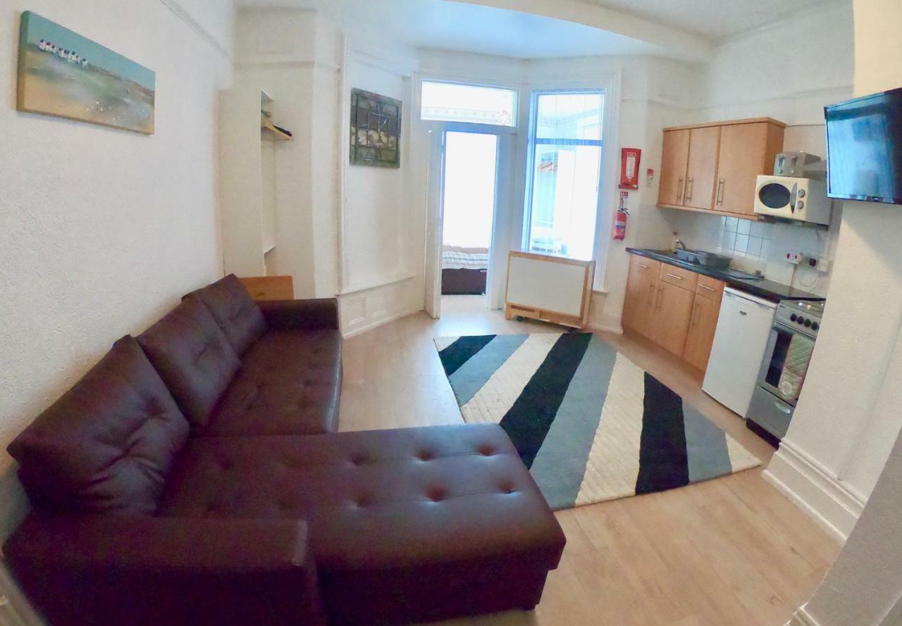 Empress Select Holiday Flats Μπλάκπουλ Εξωτερικό φωτογραφία